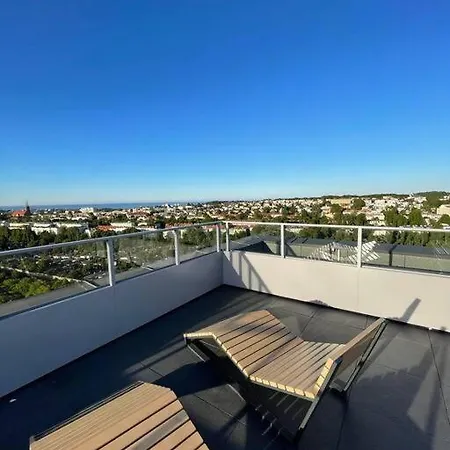 Modern Tower Апартаменти